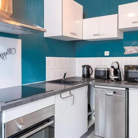 Le Louisiane/parking/wifi, Jardins De La Fontaine Apartment Nimes